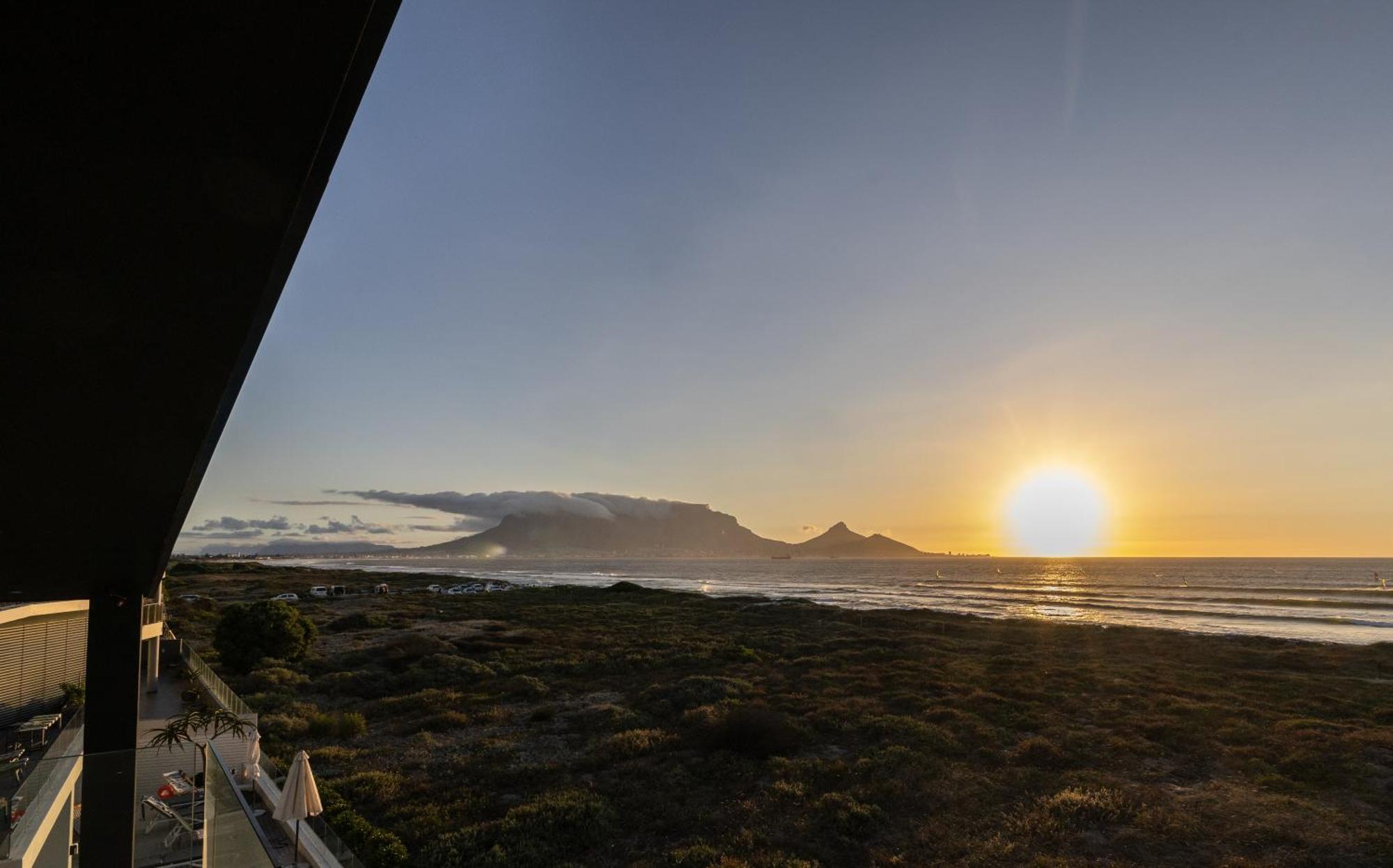 Ocean 9 - Sunset Beachfront Residency Cidade Do Cabo Exterior foto
