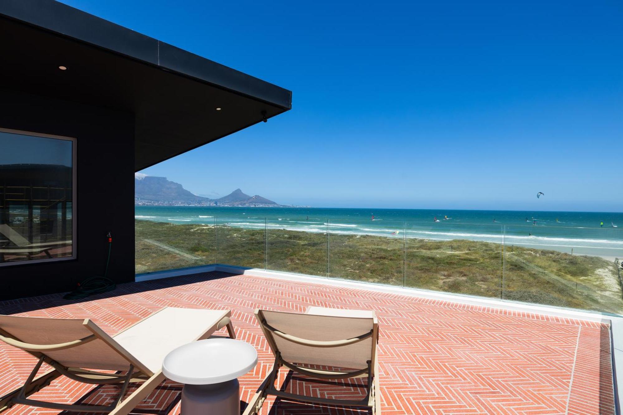 Ocean 9 - Sunset Beachfront Residency Cidade Do Cabo Exterior foto